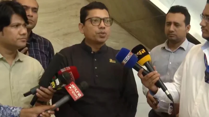 ফেসবুককে হুঁশিয়ারি, শেষবারের মত সতর্ক করলেন পলক