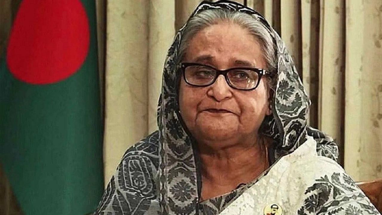 ভারতে আর ২৪ দিন থাকতে পারবেন শেখ হাসিনা