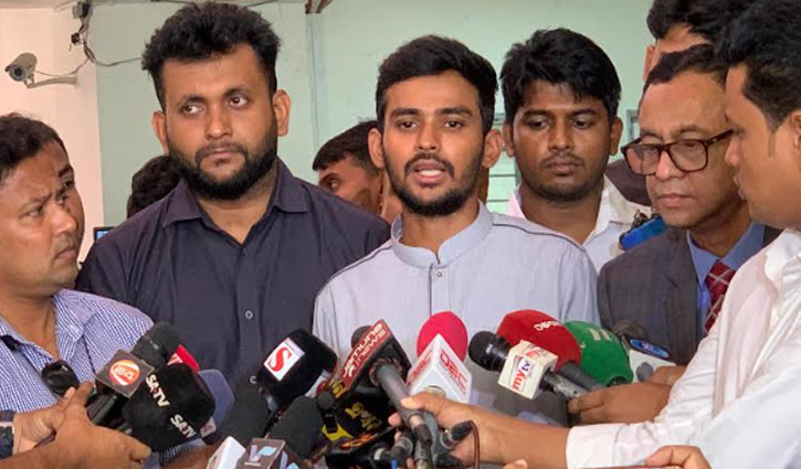 রাজনৈতিক দল খোলার কোন অভিপ্রায় আমাদের নেই : রাজশাহীতে আসিফ মাহমুদ
