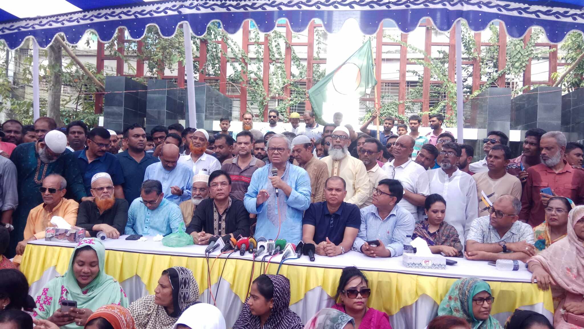 দেশকে অস্থিতিশীল করার চেষ্টা করলে আখের ভালো হবে না:  রাজশাহীতে রিজভী