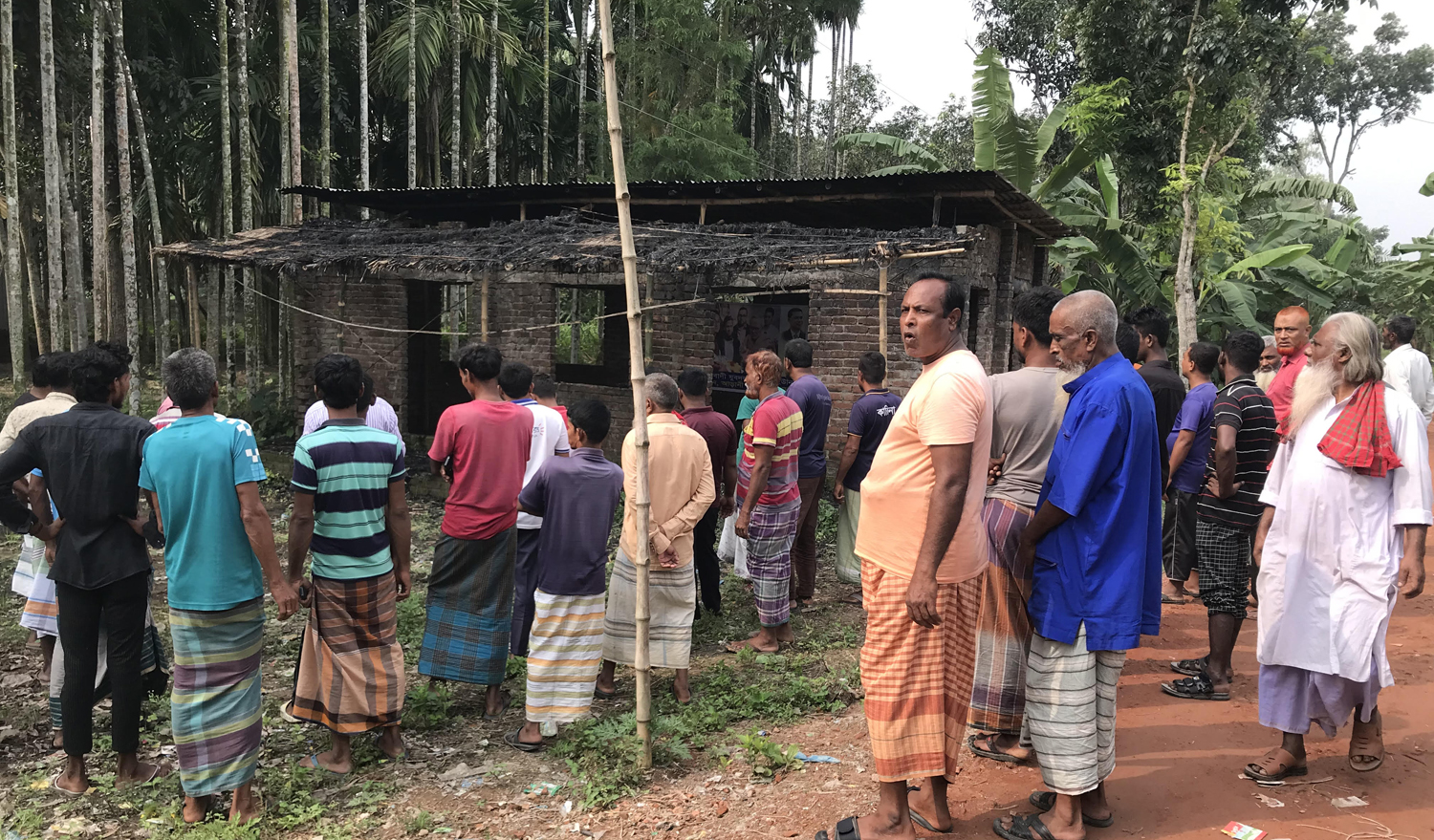 বাঘায় দুর্বৃত্তদের আগুনে পুড়ল বিএনপির অফিস