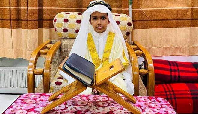 মাত্র ৪৯ দিনে কোরআন হিফজ করলো ৮ বছরের হাবিব