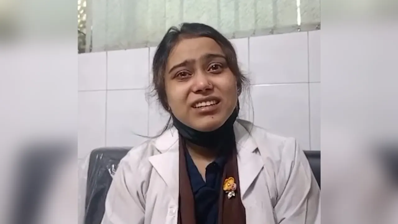 ঢাকা মেডিকেলে ভুয়া নারী চিকিৎসক আটক