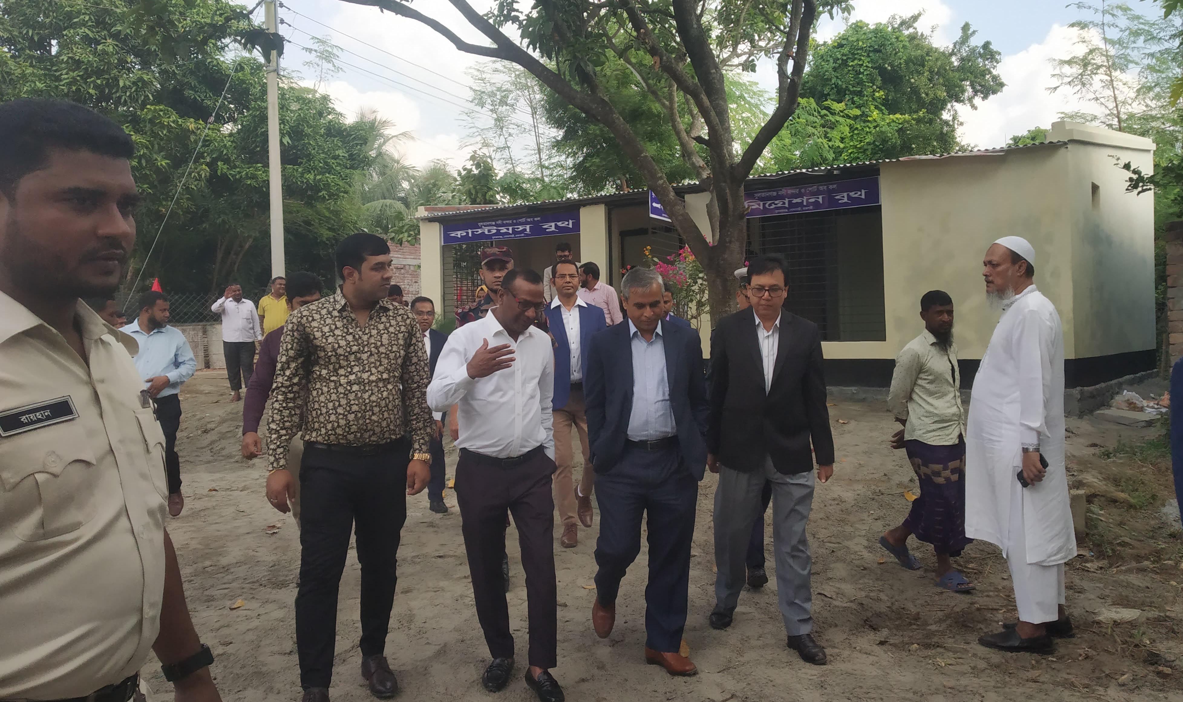 সুলতানগঞ্জ নৌ-বন্দর  পরিদর্শন করলেন এনবিআর সদস্য