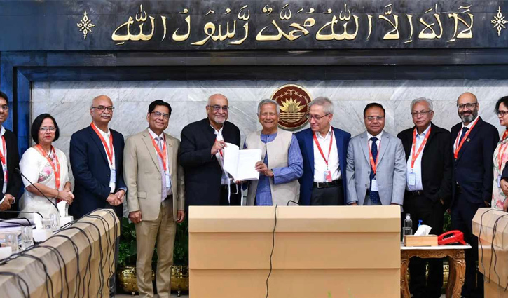 শেখ হাসিনার আমলে বছরে গড়ে ১৬ বিলিয়ন ডলার পাচার হয়েছে