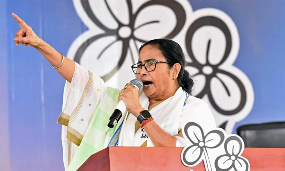 বাংলাদেশ সীমান্তে আগুন জ্বললে রেহাই পাবে না পশ্চিমবঙ্গ-বিহার-উড়িষ্যা : মমতা