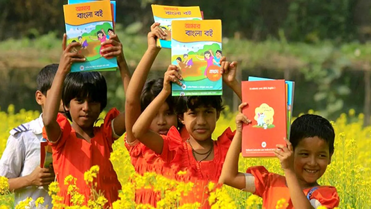 বছরের প্রথমদিন হচ্ছে না বই উৎসব : গণশিক্ষা উপদেষ্টা