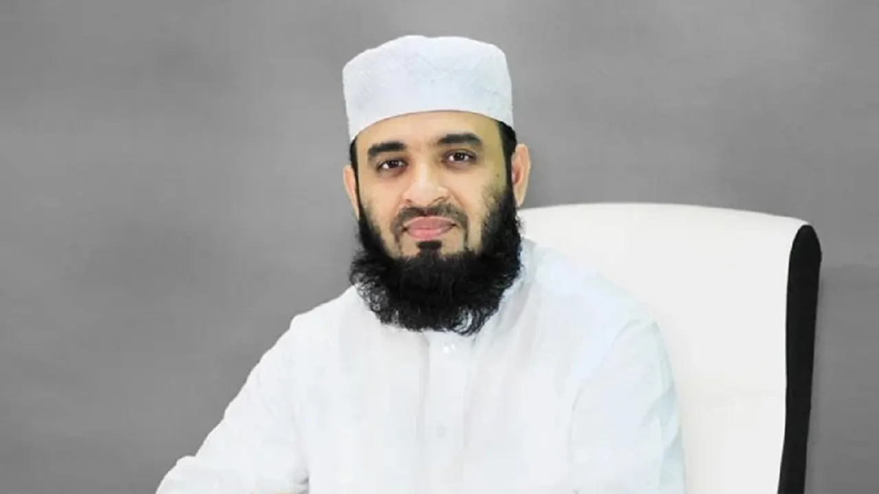 দেশে ফিরেই মিজানুর রহমান আজহারীর স্ট্যাটাস