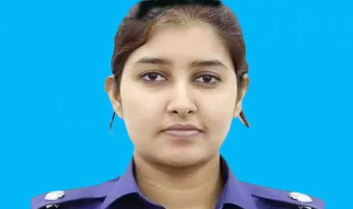 সেই পুলিশ কর্মকর্তা সানজিদা সাময়িক বরখাস্ত