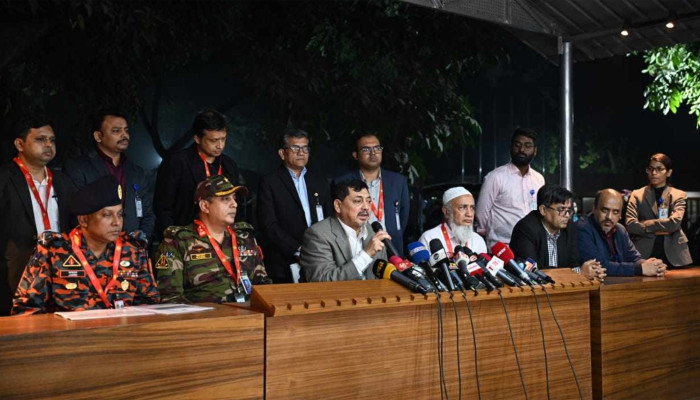 বৈদ্যুতিক ‘লুজ কানেকশন’ থেকে সচিবালয়ে আগুন