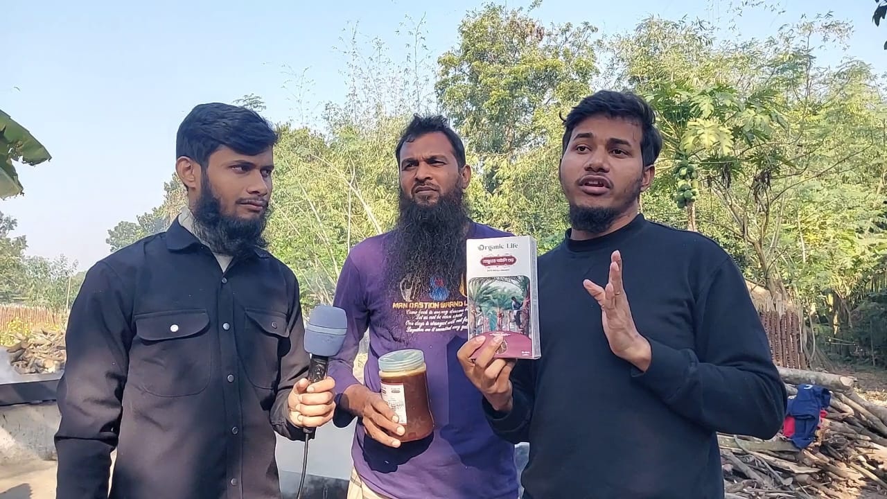 তিন ভাইয়ের ‘অর্গানিক লাইভে’ মিলছে খাঁটি খেজুর গুড়