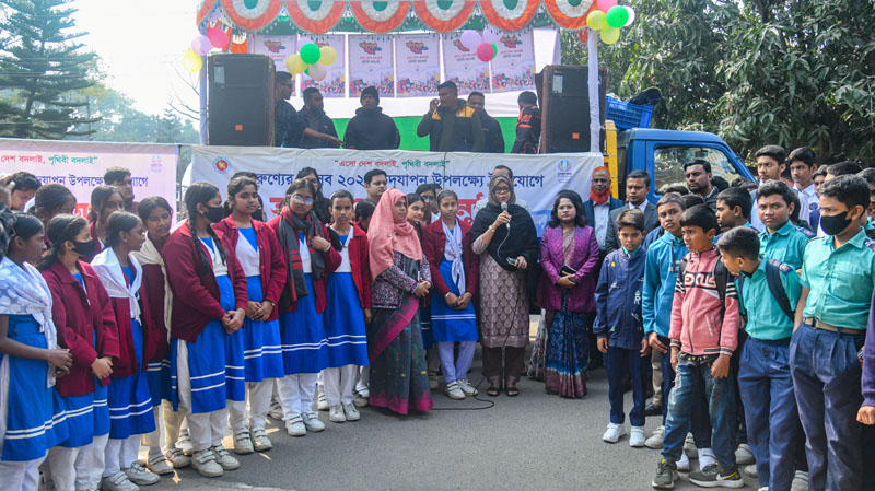 রাজশাহীতে তারুণ্যের উৎসব উপলক্ষ্যে ভ্রাম্যমাণ সংগীতানুষ্ঠান