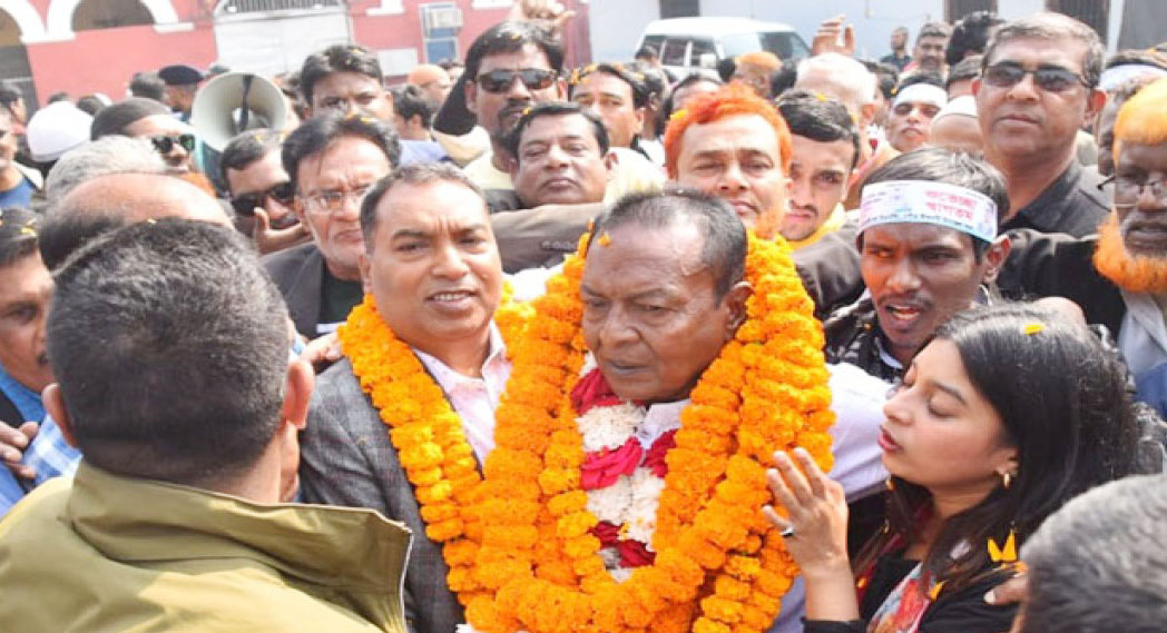 শেখ হাসিনাকে ট্রেনে হামলার মামলায় মুক্ত বিএনপির ৪ নেতা, কারাফটকে উল্লাস