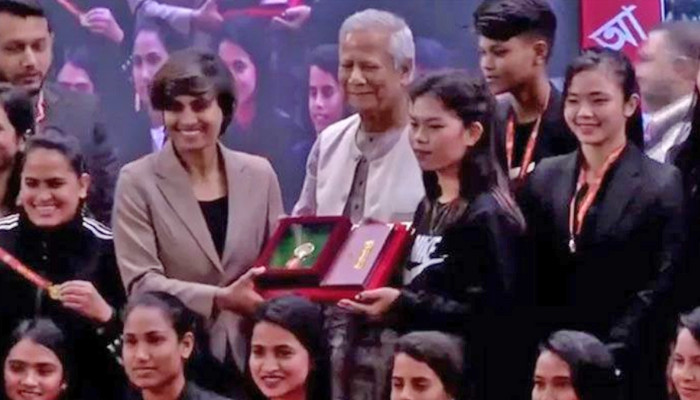 একুশে পদক পেলেন নারী ফুটবল দলসহ ১৮ ব্যক্তি