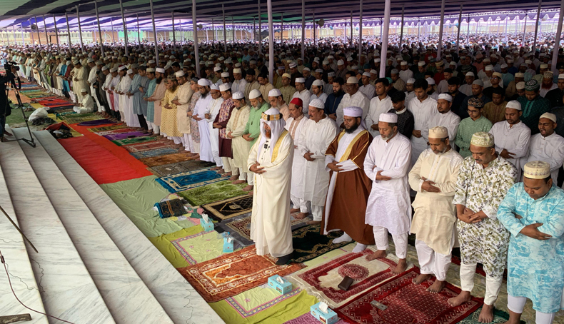 রাজশাহীতে ঈদের প্রধান জামাতে দেশের সমৃদ্ধি ও কল্যাণ কামনা