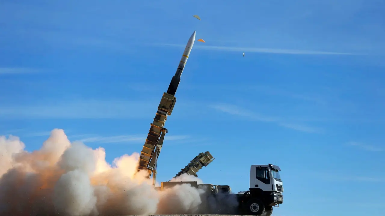 হুথি বিদ্রোহীদের ব্যালিস্টিক ক্ষেপণাস্ত্র হামলা ইসরায়েলে