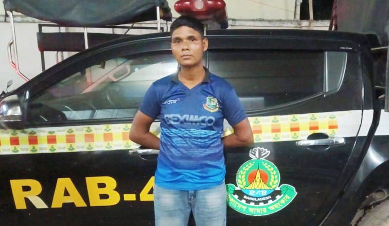 বাঘায় রফিকুল হত্যা মামলার আসামি আশুলিয়ায় গ্রেফতার