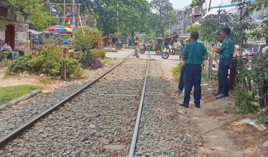 রাজশাহীতে রেললাইন থেকে’ শ্রমিকের লাশ উদ্ধার