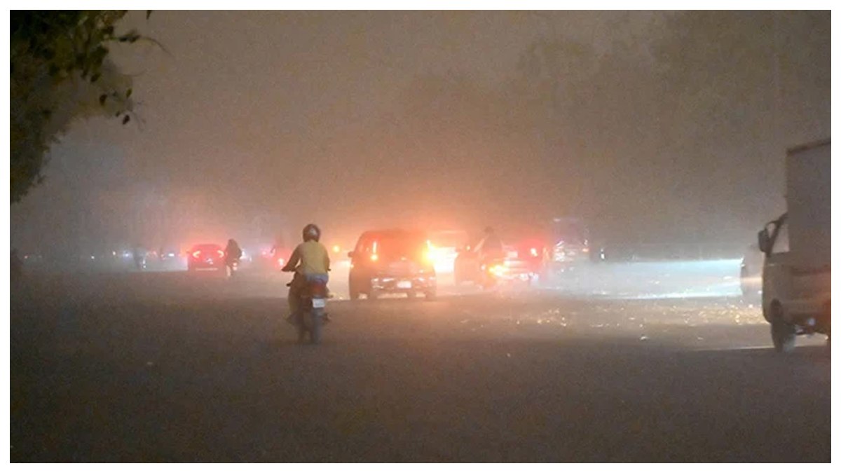 পাঞ্জাবে ঝড়-বৃষ্টিতে ১৩ জনের মৃত্যু, উচ্চ সতর্কতা জারি