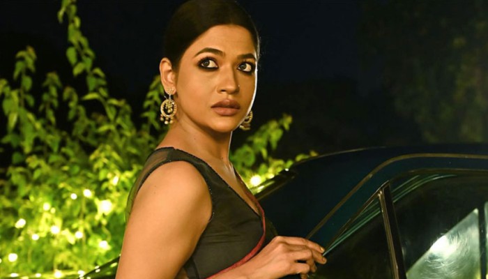কোন গোয়েন্দা সংস্থার চর বাঁধন ?