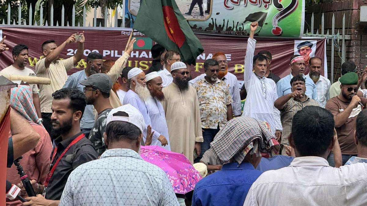 দাবি না মানলে যমুনা ঘেরাওয়ের আল্টিমেটাম