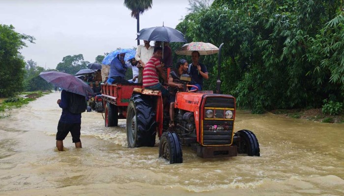 ফেনীর ৩৫ গ্রাম প্লাবিত, বিদ্যুৎ বিচ্ছিন্ন