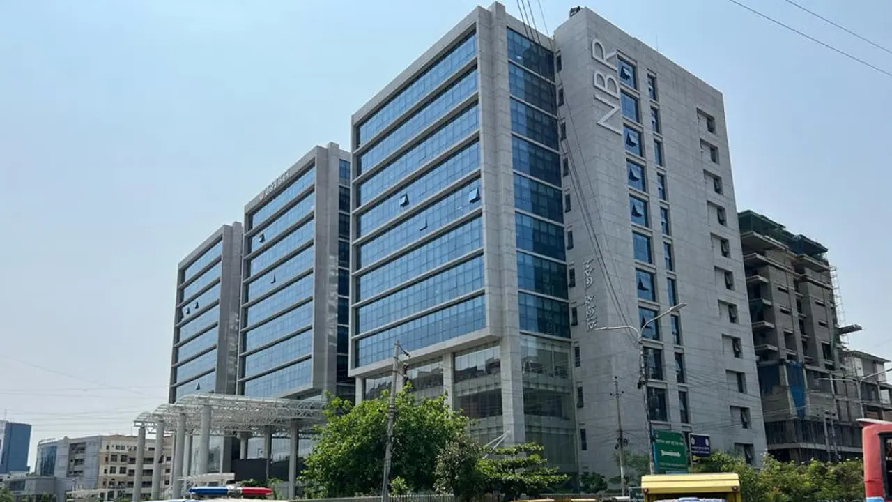 এনবিআরের আরও ৬ কর্মকর্তা বরখাস্ত