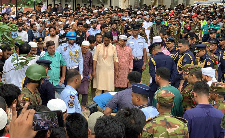 রাজশাহীতে চিরনিদ্রায় শায়িত বিধ্বস্ত বিমানের পাইলট তৌকির