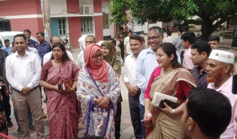 দুর্গাপুরে জেলা প্রশাসক আফিয়া আখতারের একদিন
