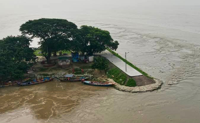 রাজশাহীতে বিপদসীমার ৫৬ সেন্টিমিটার  নিচ দিয়ে প্রবাহিত হচ্ছে পদ্মা