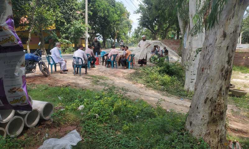 তানোরে ভূমি অফিসের কর্মকর্তা-কর্মচারীর ওপর হামলার ৭ দিন পর মামলা