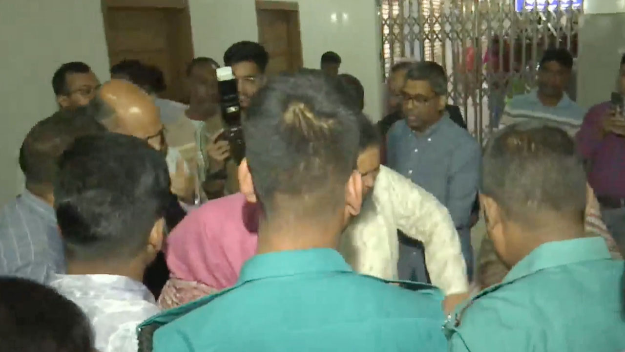 ‘বিচারকের স্ত্রীর সঙ্গে অর্থনৈতিক বিরোধে ছেলেকে হত্যা’
