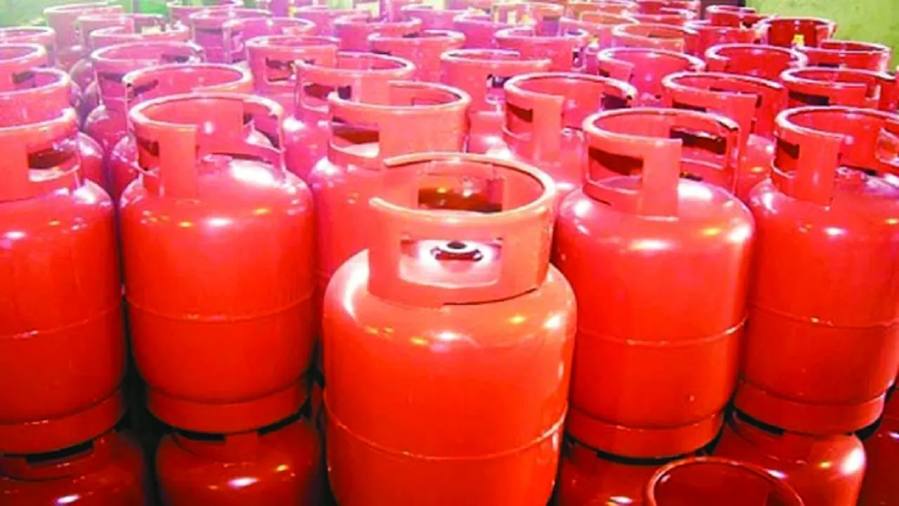 দাম বাড়ল এলপিজির