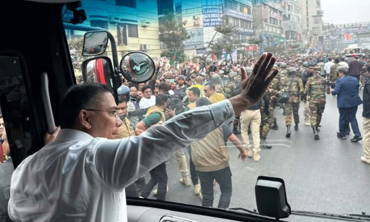 তারেক রহমানের আবেগঘন স্ট্যাটাস