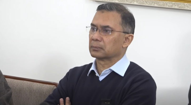 মায়ের মৃত্যুতে নিঃসঙ্গ রাজপুত্র