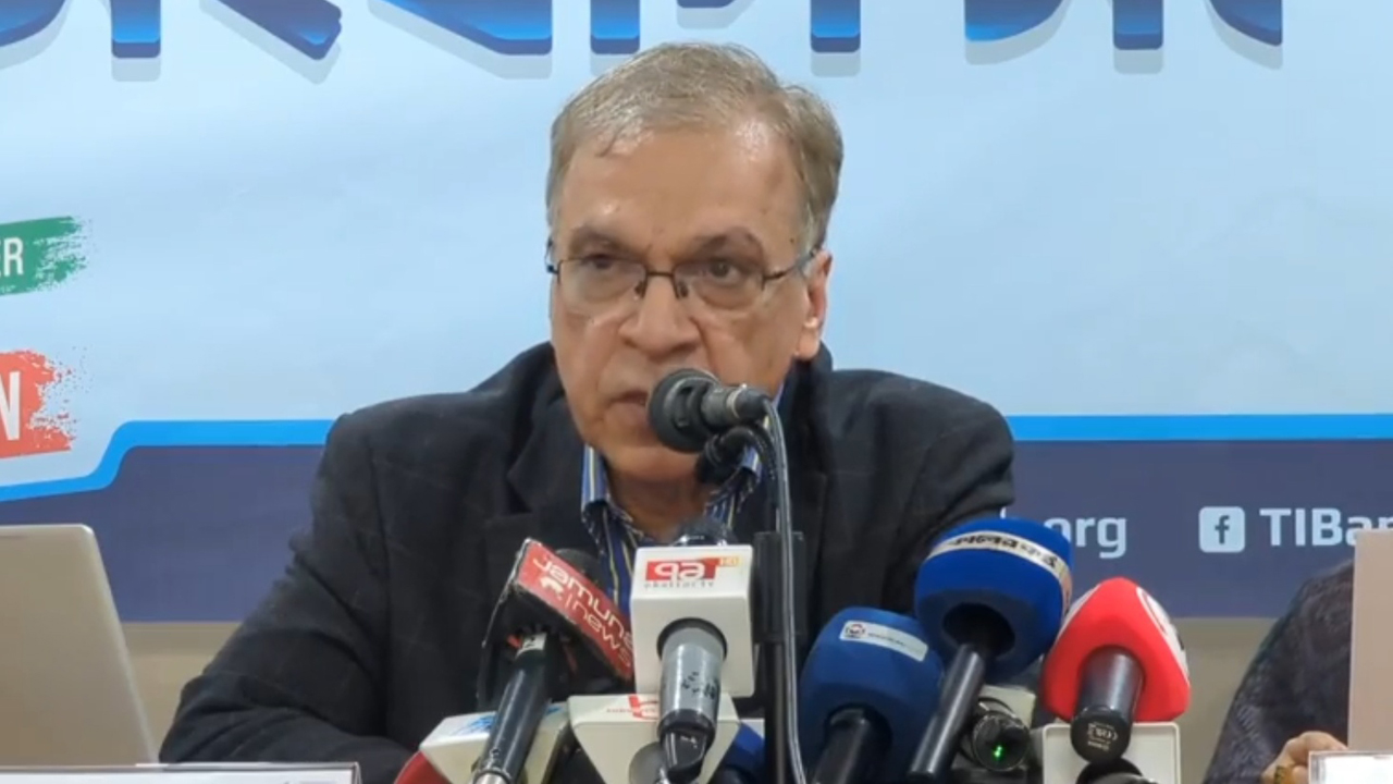 রাষ্ট্র সংস্কারের বদলে ‘দায়মুক্তির ফাঁদ’ তৈরি হচ্ছে : টিআইবি