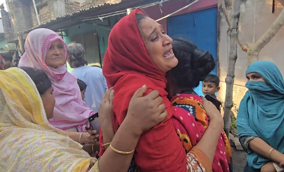 রাজশাহীতে প্রতিপক্ষের প্রকাশ্যে ছুরিকাঘাতে যুবক খুন