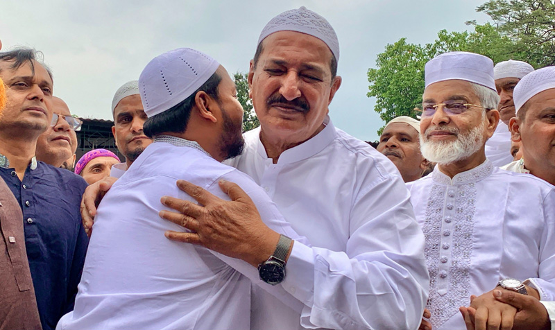 রাজশাহীতে ঈদের নামাজে জাতির কল্যাণ, শান্তি ও সমৃদ্ধি কামনা