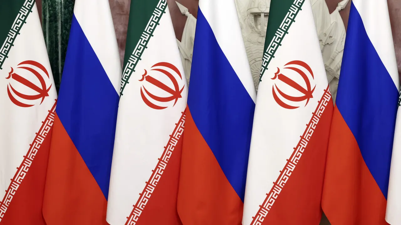 গোপনে ইরানকে ভয়ংকর ড্রোন দিচ্ছে রাশিয়া