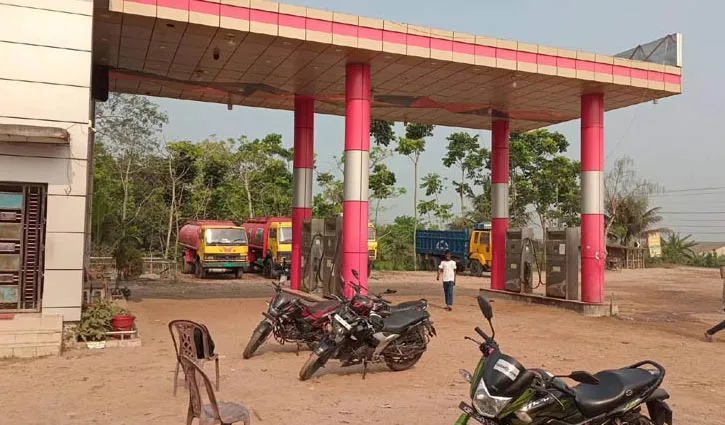 তেল না পেয়ে পাম্প ম্যানেজারকে ট্রাকচাপা দিয়ে হত্যার অভিযোগ