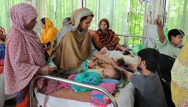 রামেকে আইসিইউর অপেক্ষায় ৫৬ শিশু, হামে আরেকজনের মৃত্যু