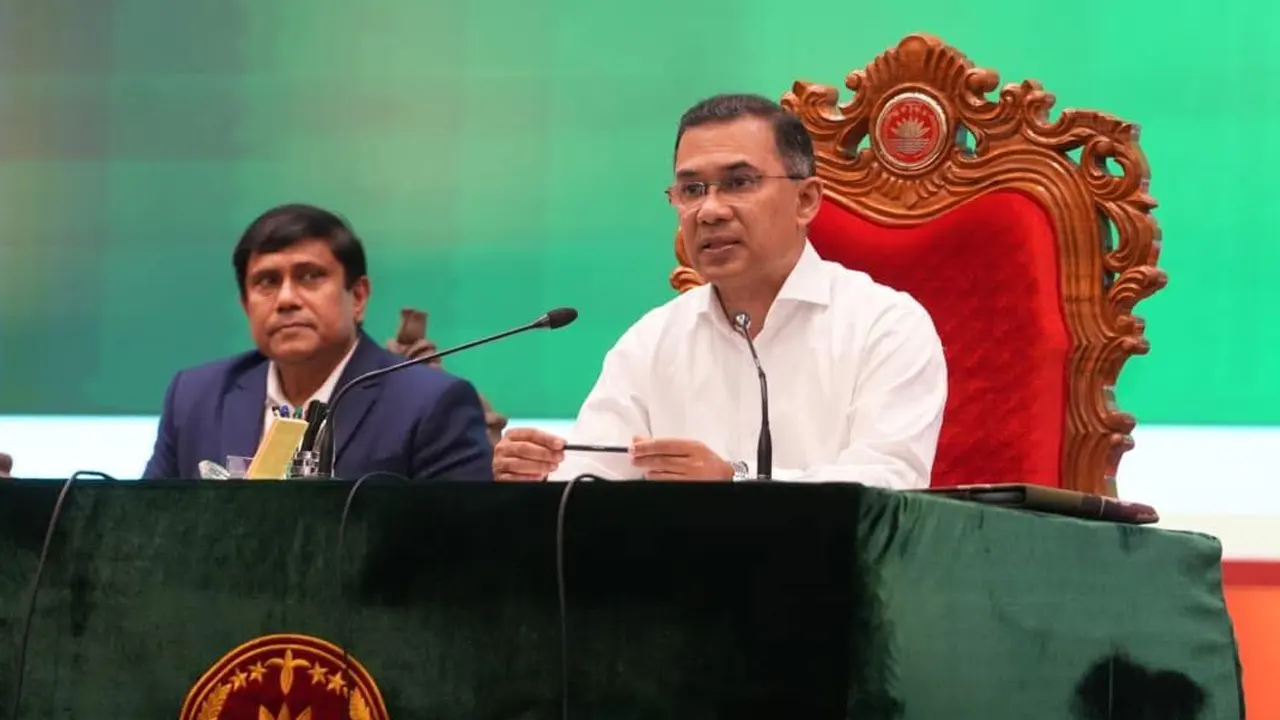 এমন সশস্ত্র বাহিনী চাই, যাদের বহিঃশক্তি সমীহ করবে: প্রধানমন্ত্রী