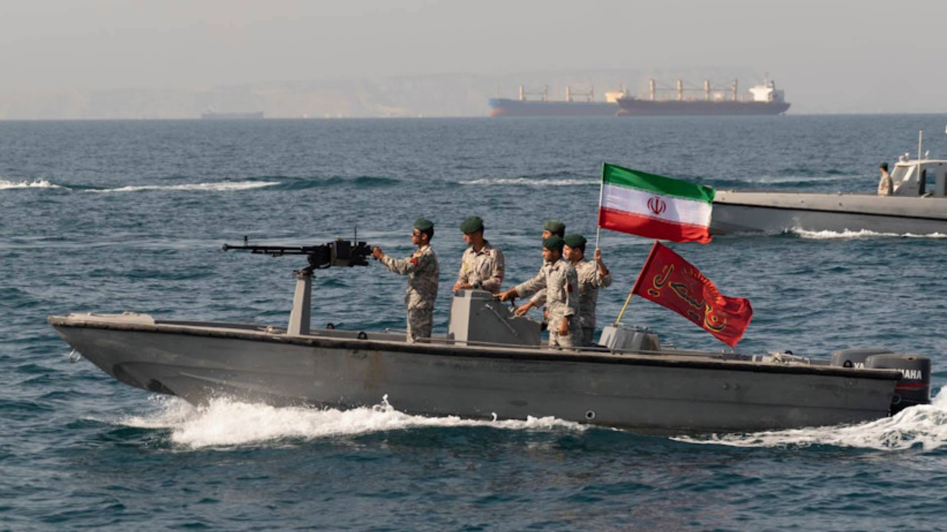 এবার লোহিত সাগরে সামরিক অবস্থান নেওয়ার হুঁশিয়ারি ইরানের