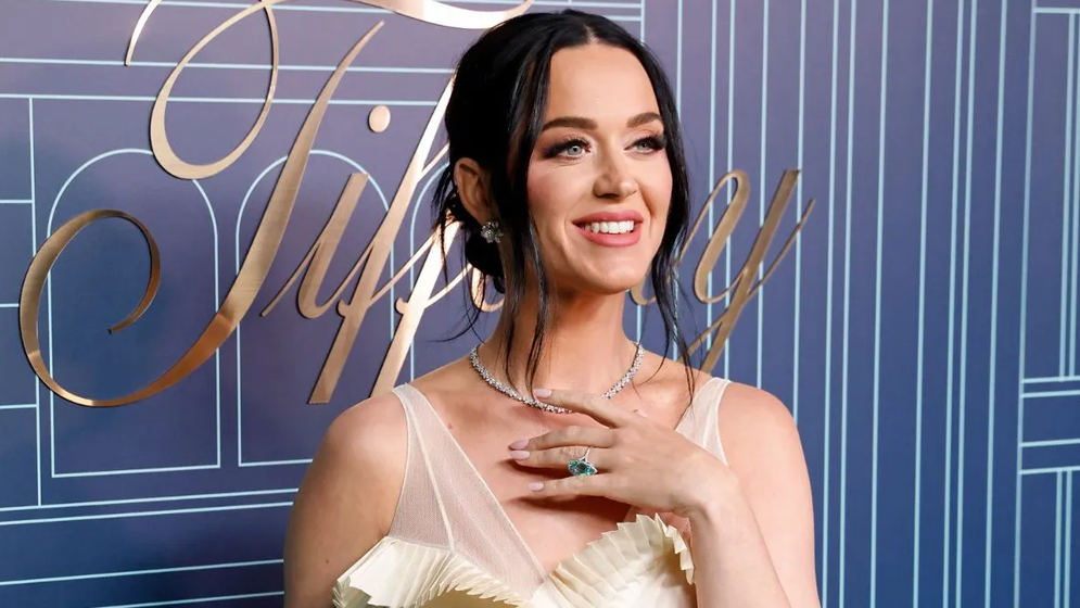 কেটি পেরির বিরুদ্ধে নিপীড়নের অভিযোগ তদন্তে পুলিশ