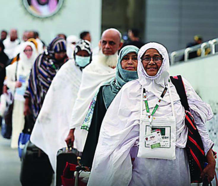 সৌদি পৌঁছেছেন ৩২৫৩২ জন বাংলাদেশি হজযাত্রী