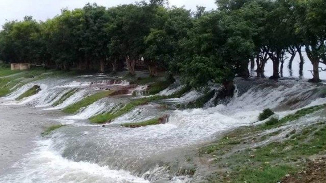 দেশের ৪ নদীর পানি বিপৎসীমার ওপরে, ৫ জেলায় বন্যার আভাস