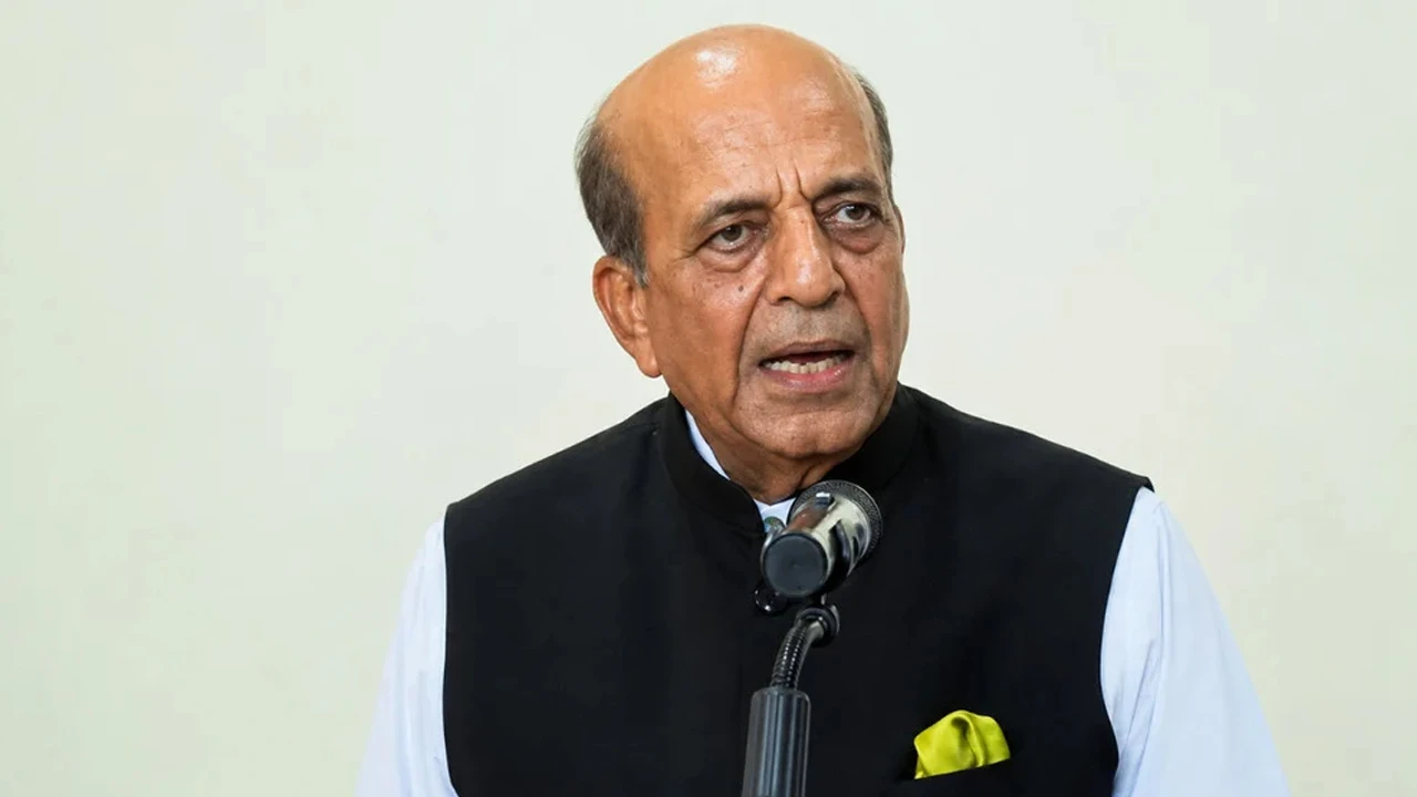 যথাসময়ে ভারত সফর করবেন প্রধানমন্ত্রী তারেক রহমান: দীনেশ ত্রিবেদী