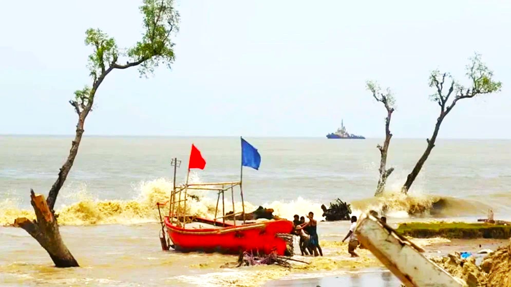 বঙ্গোপসাগরে লঘুচাপ, উপকূলে ঝড়সহ বজ্রবৃষ্টির শঙ্কা