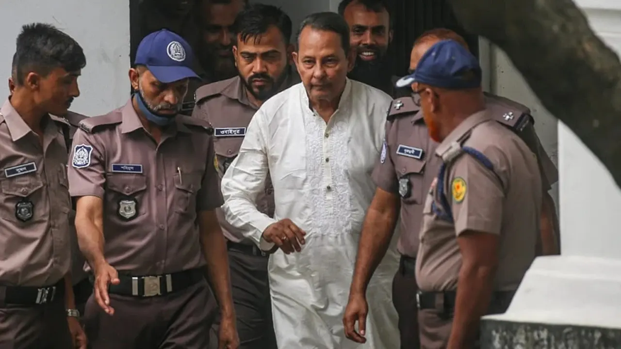 ইনুর সাজা বাড়িয়ে মৃত্যুদণ্ড চেয়ে আপিল