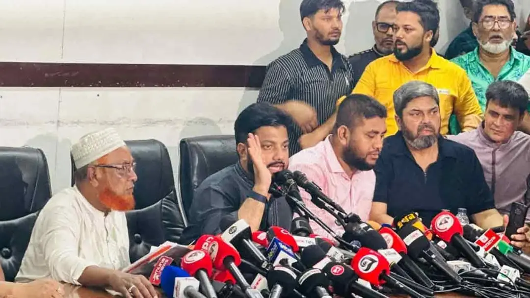 পদত্যাগের ঘোষণা দিলেন মুক্তিযুদ্ধবিষয়ক প্রতিমন্ত্রী ইশরাক